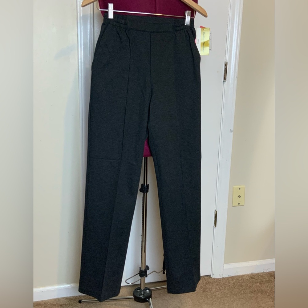 NWT Cathy Daniels Charcoal Poly/Rayon Pull-On Stretch Trousers Women’s